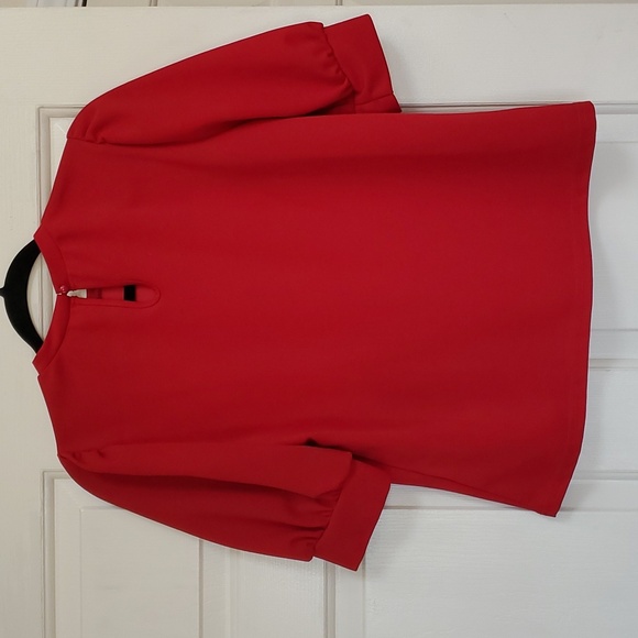 Blouse size medium. - Picture 4 of 7